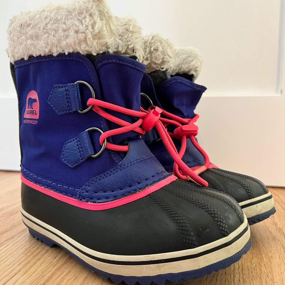 Toddler/Child SOREL boots size 12 great condition